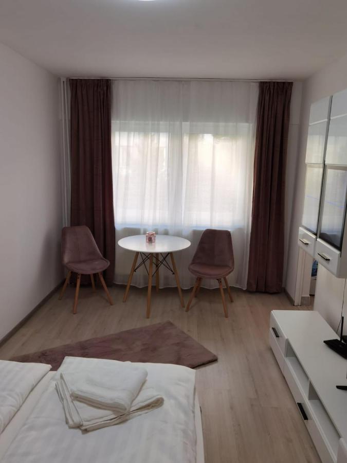 Focus Hun Apartment เมียร์คูรา-ชุค ภายนอก รูปภาพ